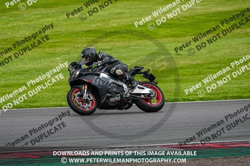 donington no limits trackday;donington park photographs;donington trackday photographs;estoril;event digital images;motorbikes;no limits;no limits trackdays;peter wileman photography;portugal;trackday;trackday digital images;trackday photos
